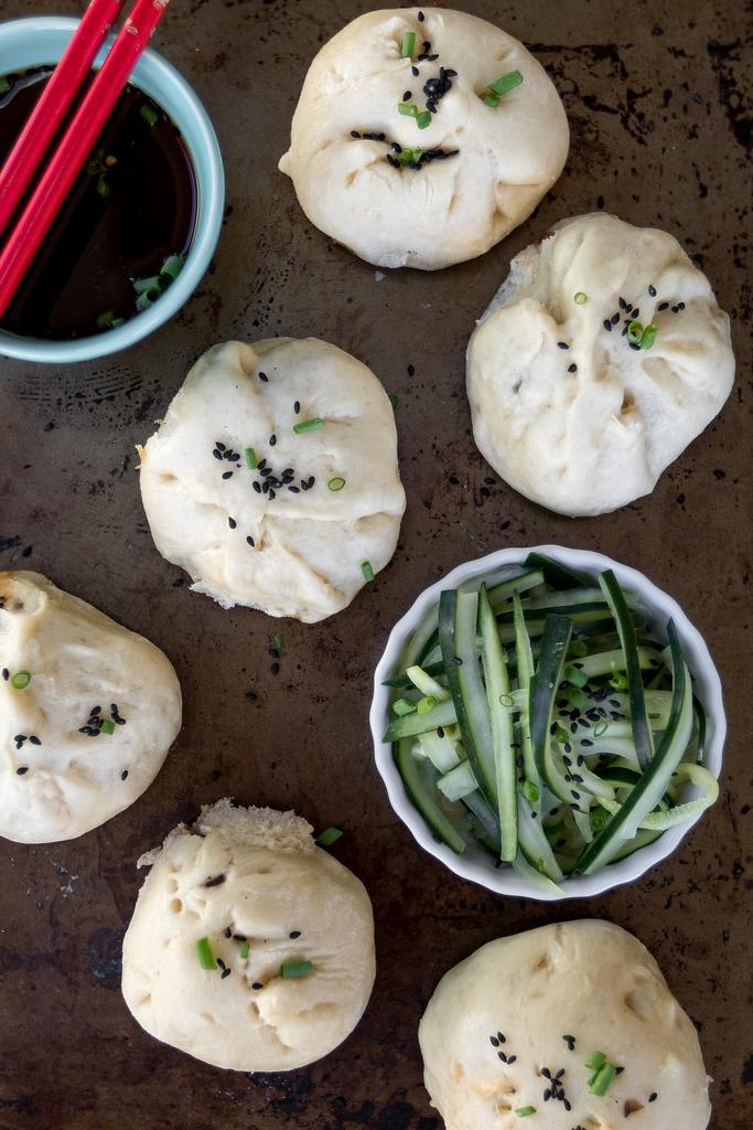 Teriyaki Mushroom Bao Buns + $10 Meal Challenge {oil-free} ocaku.com #oilfree #budgetfriendly #veganbao #steambuns #quickpickles #easyvegan