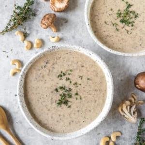 Θρεπτική Vegan Κρεμώδης Σούπα Μανιταριών