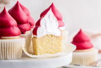 Raspberry Dream Puff Cupcakes