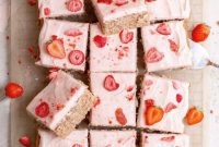 Luscious Strawberry Sheet Cake