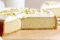 Velvet Pistachio Delight