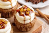 Apple Pie Filled Cupcakes with Vanilla Buttercream