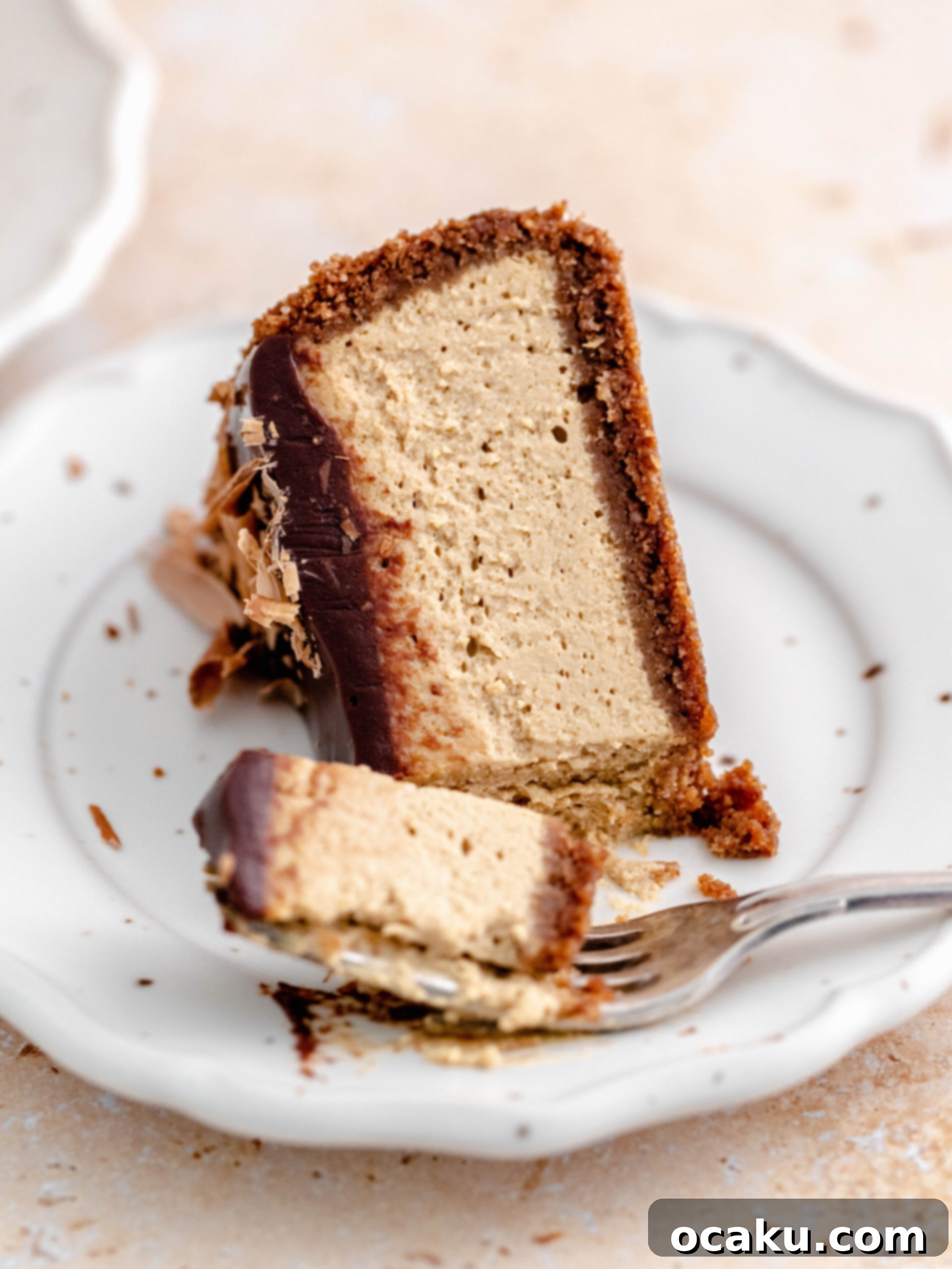 Cheesecake slice on a plate.